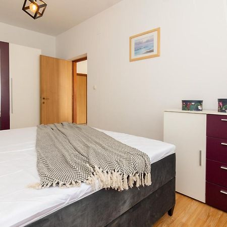 Holiday Home Bibano Бибинє Екстер'єр фото