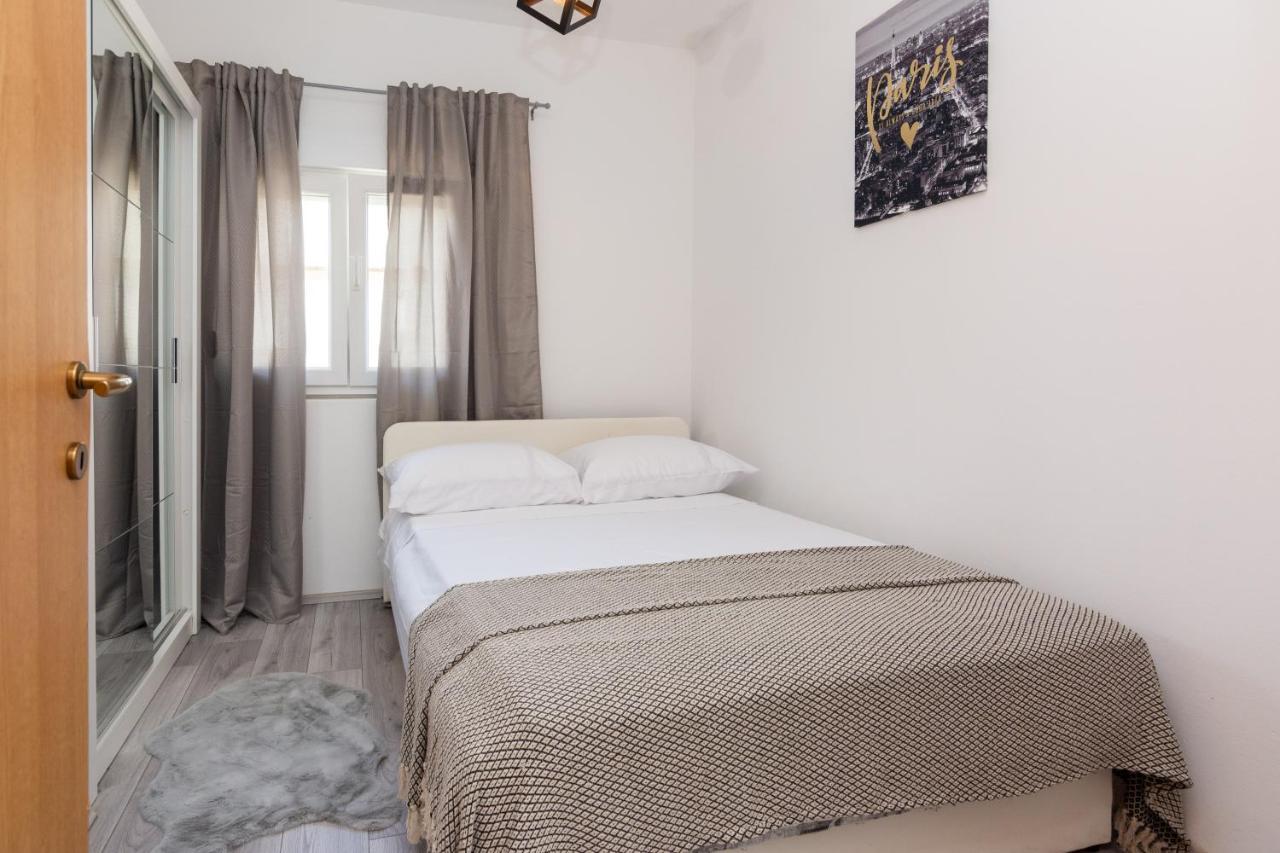Holiday Home Bibano Бибинє Екстер'єр фото