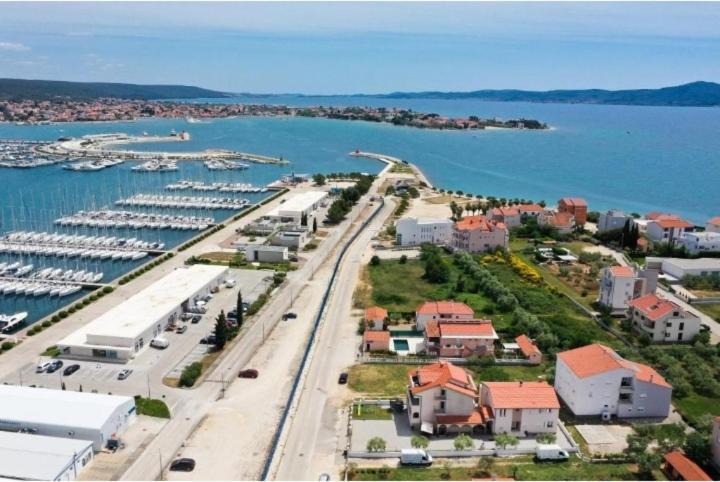 Holiday Home Bibano Бибинє Екстер'єр фото